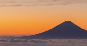 Neun GEMA-freie Solfeggio-Frequenzen als Album. Das Album enthält neun Titel mit den Frequenzen 174 Hz, 258 Hz, 396 Hz, 417 Hz, 528 Hz, 639 Hz, 741 Hz, 852 Hz, 963 Hz.